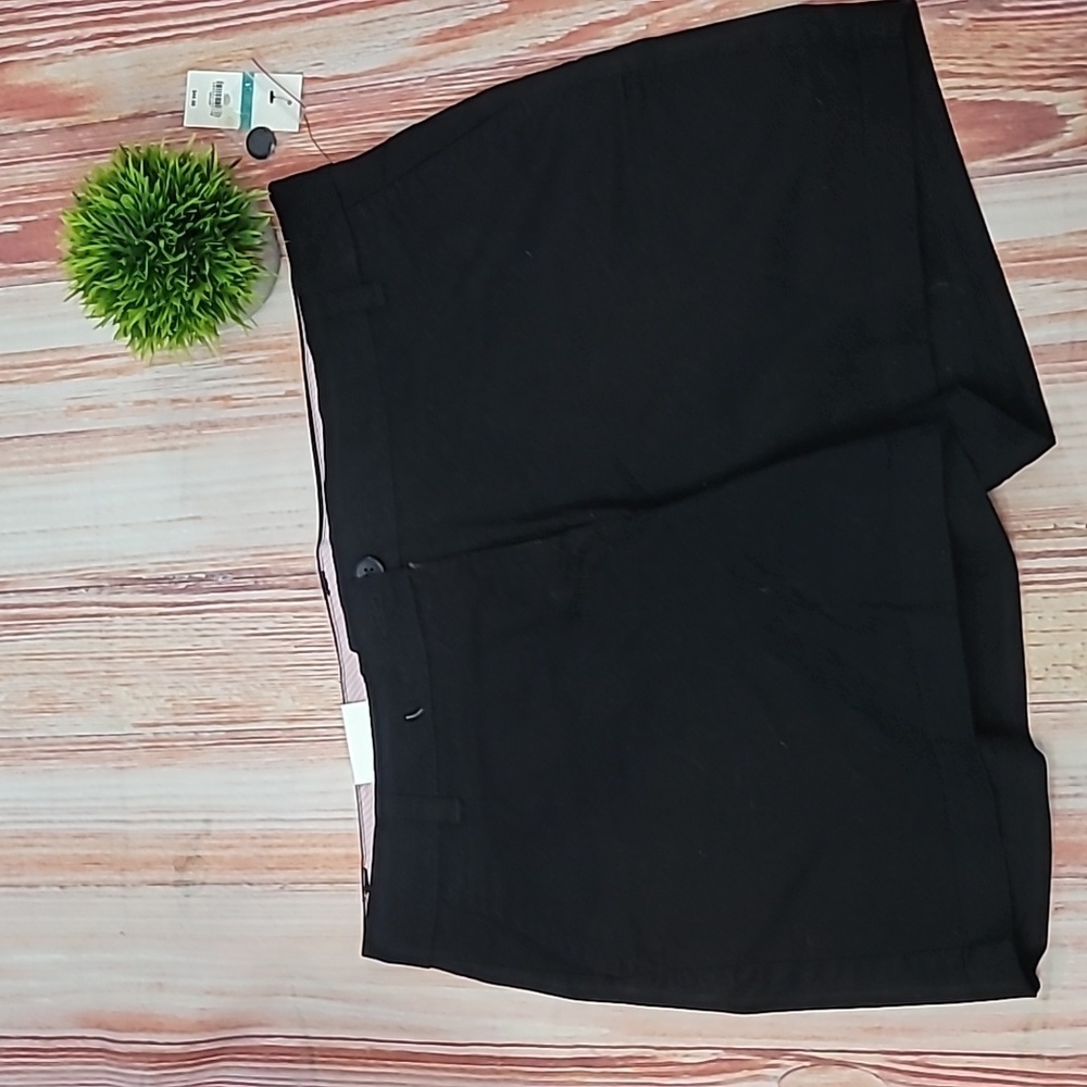 Crown and Ivy Signature Shorts